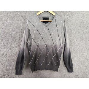 BKE Buckle Sweater Large Cotton V Neck Long Sleeve Pullover Argyle Diamond‎ Gray